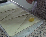 Foto del paso 3 de la receta: Croissant rellenos de crema pastelera sin huevo y sin leche