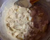 A picture of step 3 of Creamy Chicken Pie.