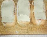 Foto del paso 3 de la receta: Panes de hotdog relleno de carne