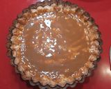 Foto del paso 4 de la receta: Tarta de frutillas, crema y dulce de leche