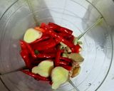 Foto langkah ke 1 dari resep Ikan Asin Sambal Goreng.