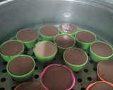 Foto langkah ke 5 dari resep *Kue Pisang Kukus*.