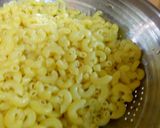 A picture of step 10 of Mac and cheese.