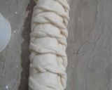 A picture of step 4 of Chicken bread🍗🍞.