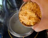 सोजीची /सांज्याची पोळी (Sanjyachi Poli Recipe In Marathi) रेसिपी स्टेप 2 फोटो 