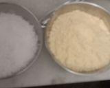 A picture of step 1 of Besan Burfi.