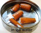 A picture of step 3 of Carrot lassi.