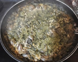 Foto del paso 3 de la receta: Arroz con verduras silvestres y caracoles. Receta de posguerra