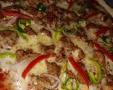 A picture of step 8 of Chicken Hot Pizza.