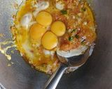 A picture of step 1 of Egg bhruji.