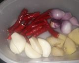 Foto langkah ke 1 dari resep Steamboat Kuah Tomyam.