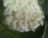 A picture of step 1 of Chilli masala Macaroni delight.