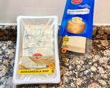 Foto del paso 1 de la receta: Risotto con setas y queso Gorgonzola