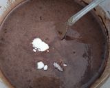 Foto langkah ke 5 dari resep Brownies kukus chocolatos (chocochips+keju) simple & no mixer.