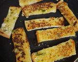 ગાર્લીક બટર બ્રેડ સ્ટીક (Garlic Butter Bread Stick Recipe In Gujarati) રેસીપી સ્ટેપ7ફોટો