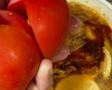 Gambar langkah 3 resipi Tomyum Ayam Lobak Putih.