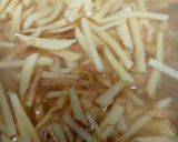 A picture of step 4 of   Beef Stroganov or Beef Stroganoff.