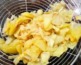 Foto langkah ke 3 dari resep Tortilla de Patatas (Telur Dadar Spanyol).