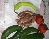 Une image de l'étape 1 de Ojja merguez recette tunisienne.