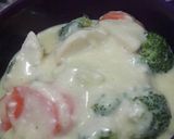 Foto langkah ke 3 dari resep Capcay sayur saos susu keju.