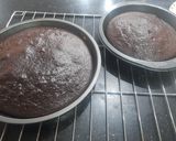 A picture of step 5 of Chocolate double decker cake🎂.