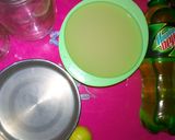 A picture of step 3 of Sparkling ginger lemonade🍹.