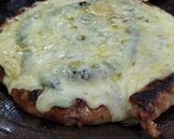 Foto del paso 2 de la receta: Salchicha parrillera con provoleta