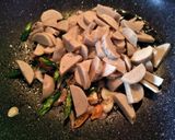 Foto langkah ke 4 dari resep Soun Bakso Cabe Ijo.