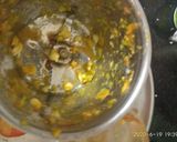 A picture of step 5 of Muthiya Curry.