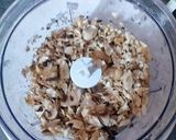 A picture of step 2 of Macaroni with Roquefort Sauce, Manchego Cheese Cream, and Mushrooms.