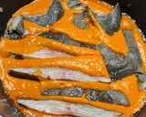 Foto del paso 6 de la receta: Rodaballo en salsa vizcaína
