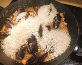 Foto del paso 9 de la receta: Paella de Marisco