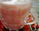 A picture of step 3 of Banana dry fruit drink.