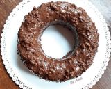 A picture of step 9 of Chocolate Cake with Fleur de Sel de Guérande and Crunchy Chocolate Glaze.