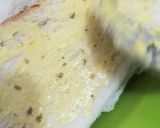 Foto langkah ke 3 dari resep Garlic Bread homemade.