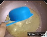 A picture of step 3 of Sooji Caramel Halwa/ Sheera.