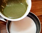 A picture of step 5 of Green & white panna cotta.