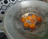 Foto langkah ke 4 dari resep Calon udang (udang rempah kelapa).