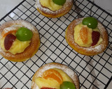 Foto langkah ke 7 dari resep Donat Vla Buah.