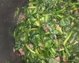 صورة لخطوة 4 من وصفة سبانخ مطبوخة مع الأرز والشعيرية
