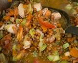 Foto del paso 4 de la receta: Estofado lentejas con verduras y pollo
