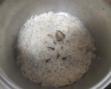 Foto del paso 1 de la receta: Arroz thai con maní y verduras al curry