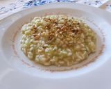 Foto del passaggio 4 della ricetta Risotto Con Crema Di Zucchine E Pistacchi