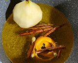 Foto del paso 4 de la receta: 🍐🪻 Peras al almíbar de azafrán + Tarta de peras al azafrán - Dos recetas en una 🪻🍐