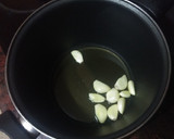 Foto del paso 1 de la receta: Sopa de ajo con albóndigas