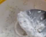 A picture of step 8 of Caesar salad.