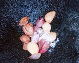 Foto langkah ke 2 dari resep Perkedel Kentang (+kornet).