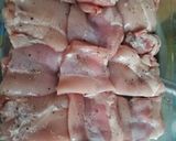 Foto del paso 3 de la receta Contramuslos de pollo con bechamel de espinacas y jamón serrano
