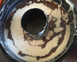 Foto del paso 3 de la receta: Rosca marmoleada de choco-banana