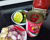 Hình bước làm 1 của món Cá mòi - bánh mì chảo